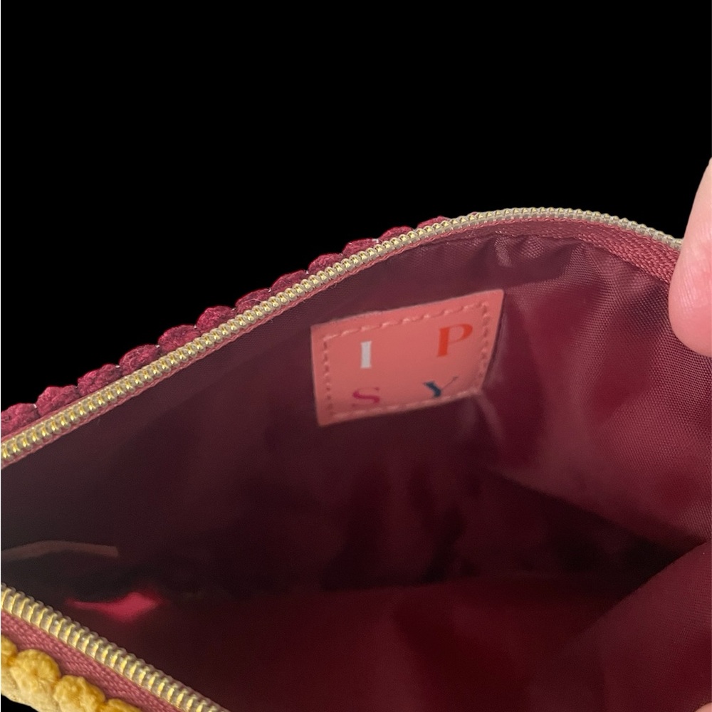 Ipsy 7" x 5" cosmetic case - corduroy style with zipper pull - Picture 8 of 8